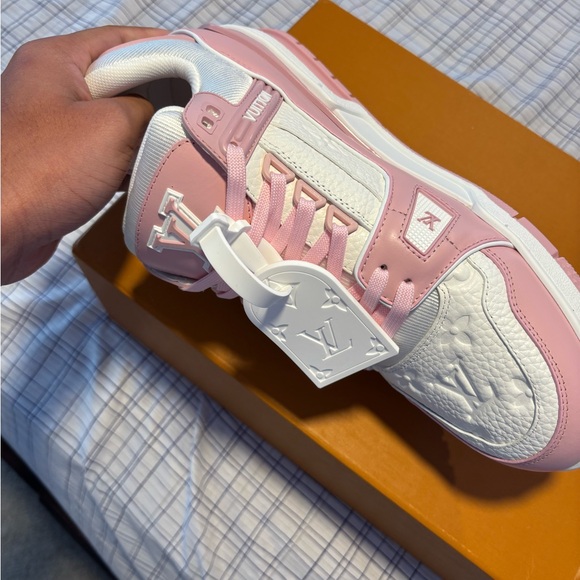 Louis Vuitton Trainer Pink Rose - Picture 2 of 11